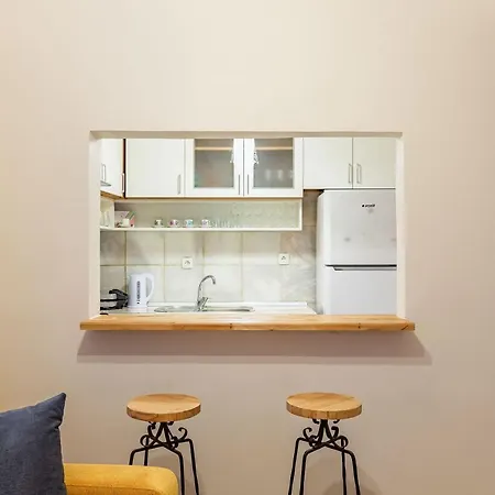 Colorful Home With Central Location Near Popular Spots In Sisli * Istanbul